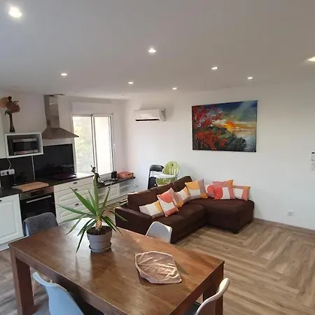 Atemporelle Holiday home Rochegude (Drome)